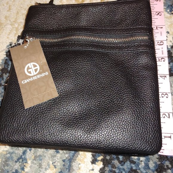 NWT Giani Bernini Triple-Zip Pebble Leather Bag - Picture 4 of 11
